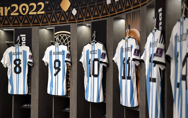 لباس فوتبال