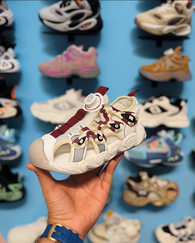 صندل بچگانه