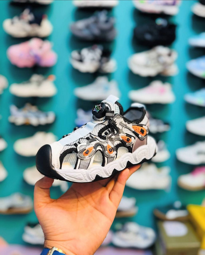 صندل بچگانه