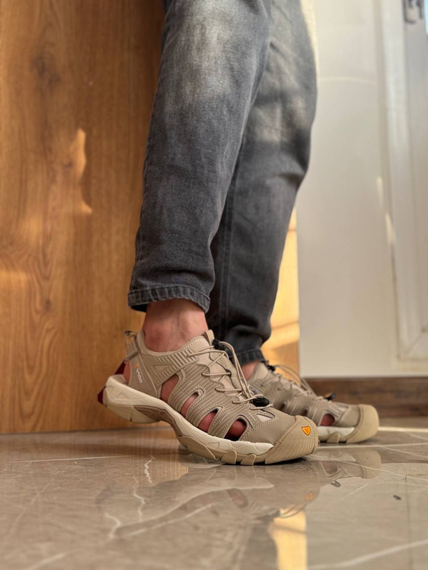 صندل مردانه