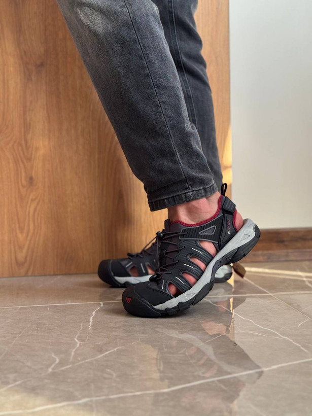 صندل مردانه