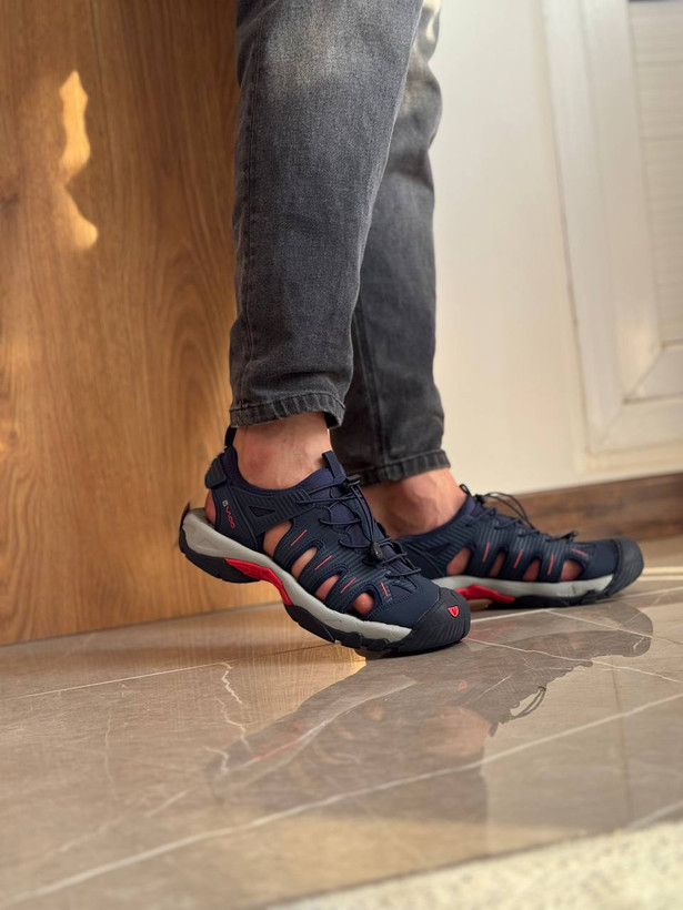 صندل مردانه