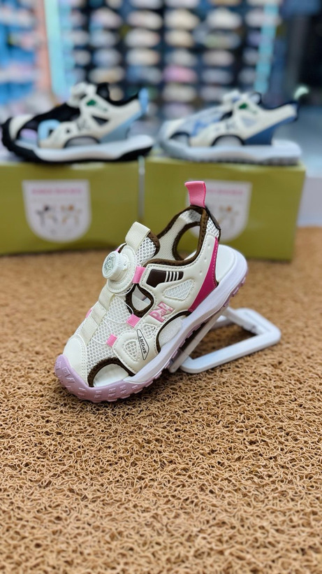 صندل بچگانه