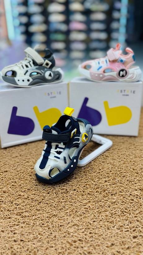 صندل نقلی بچگانه