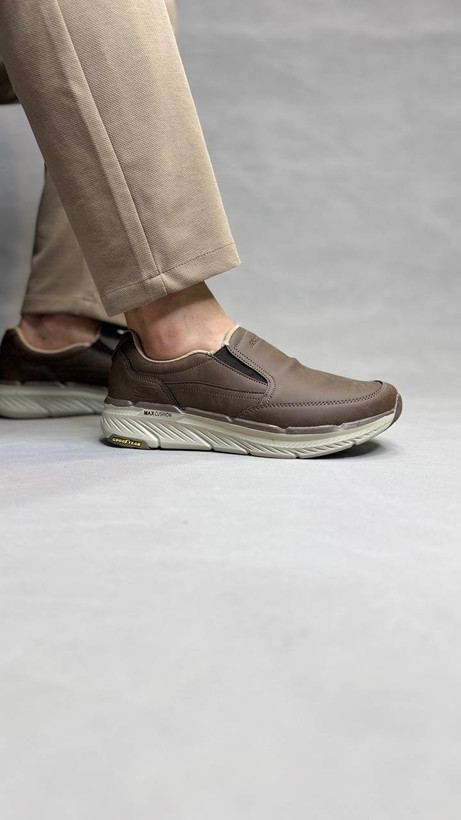 کفش مردانه اسکیچرز