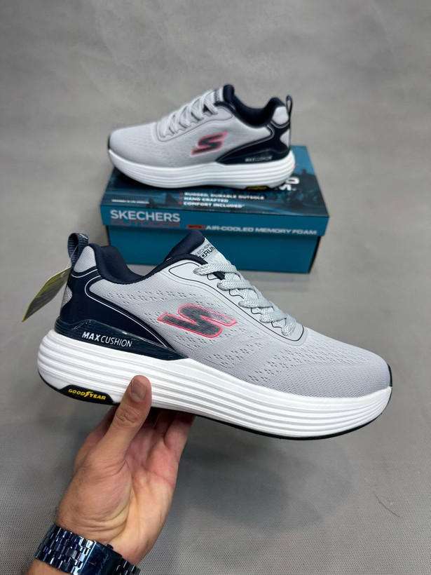 کفش مردانه اسکیچرز