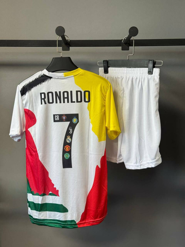 لباس فوتبال