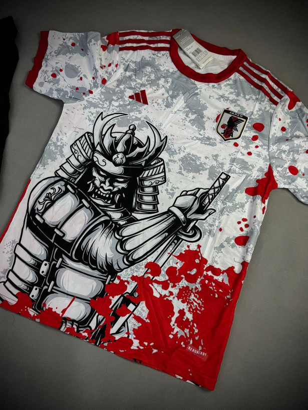 لباس فوتبال ژاپن سامورایی