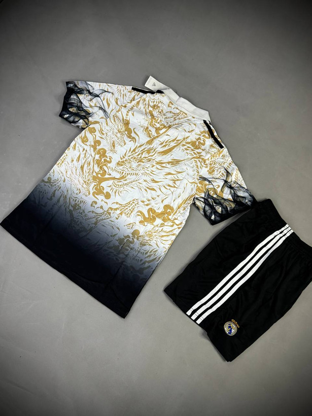لباس فوتبال دراگون رئال مادرید
