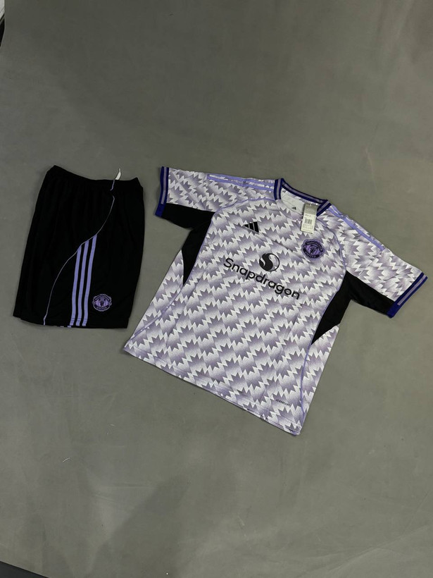 لباس منچستر یونایتد مدل2026