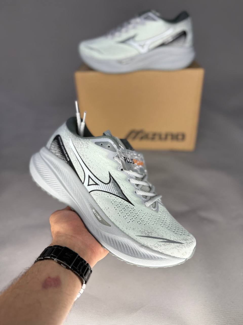 خرید کفش رانینگ Mizuno