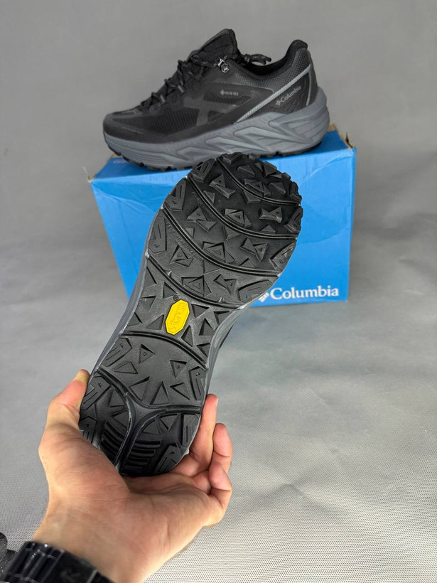 کفش مردانه کلمبیا Montrail