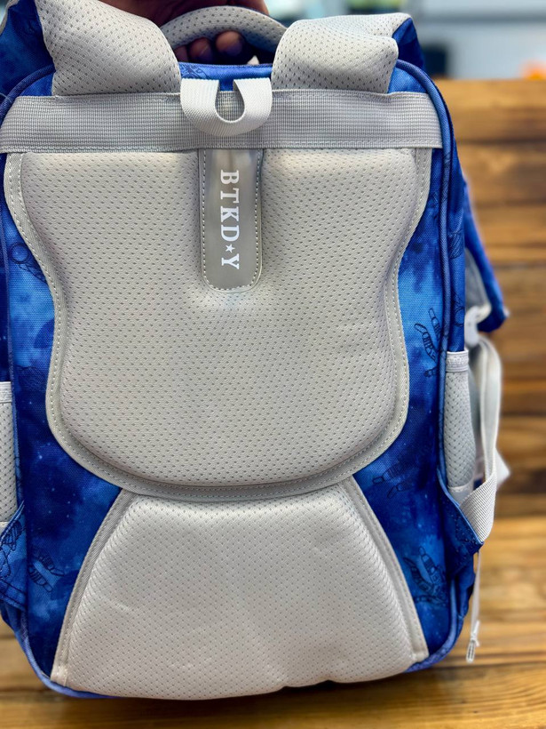 کوله پشتی وارداتی سه بعدی طرح فضانورد