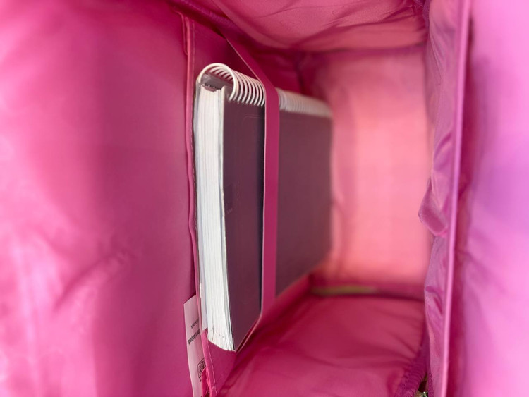 کوله پشتی وارداتی باکسی با طرح سه بعدی بازی CONTRA /رنگ صورتی