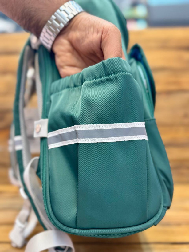 کوله پشتی وارداتی باکسی با طرح Space Travel / رنگ سبز