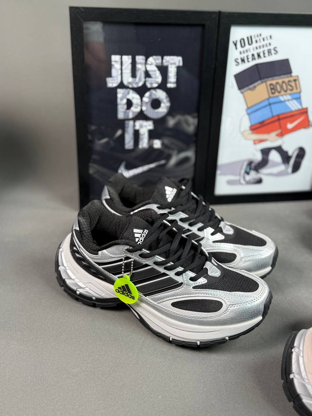 کفش آدیداس مدل Response CL