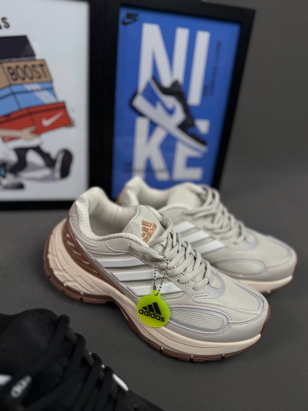 کفش آدیداس مدل Response CL