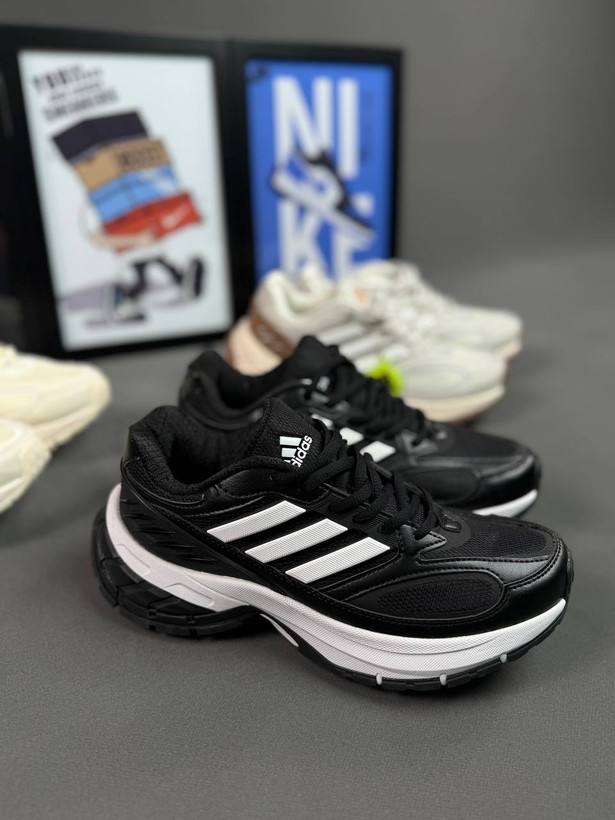 کفش آدیداس مدل Response CL