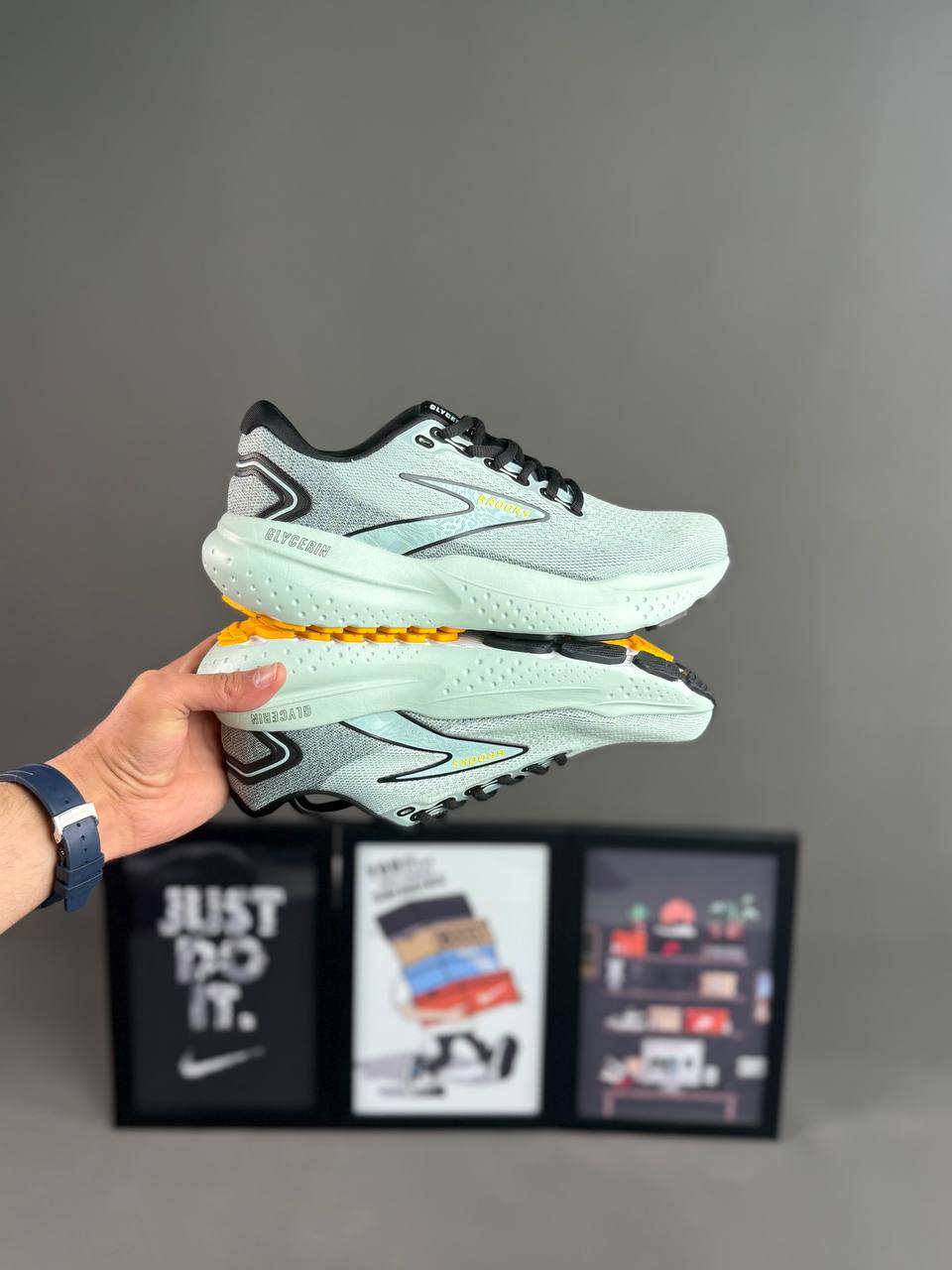 کفش رانینگ بروکس