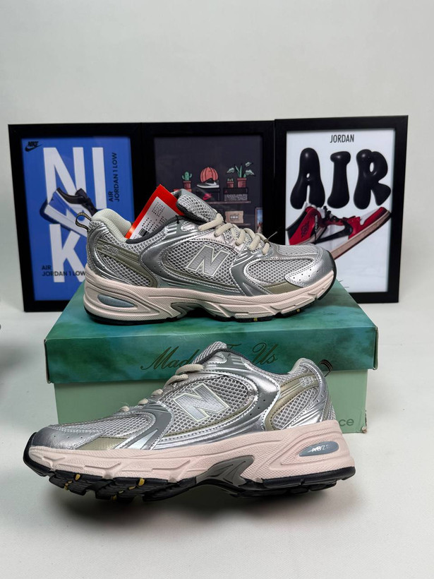 کفش نیوبالانس ۵۳۰