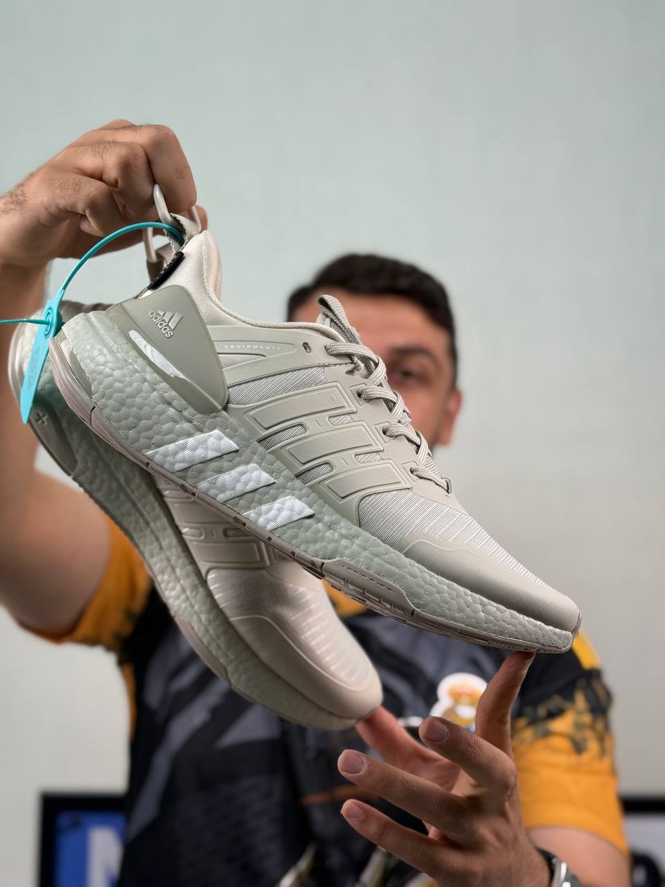 کفش مردانه آدیداس