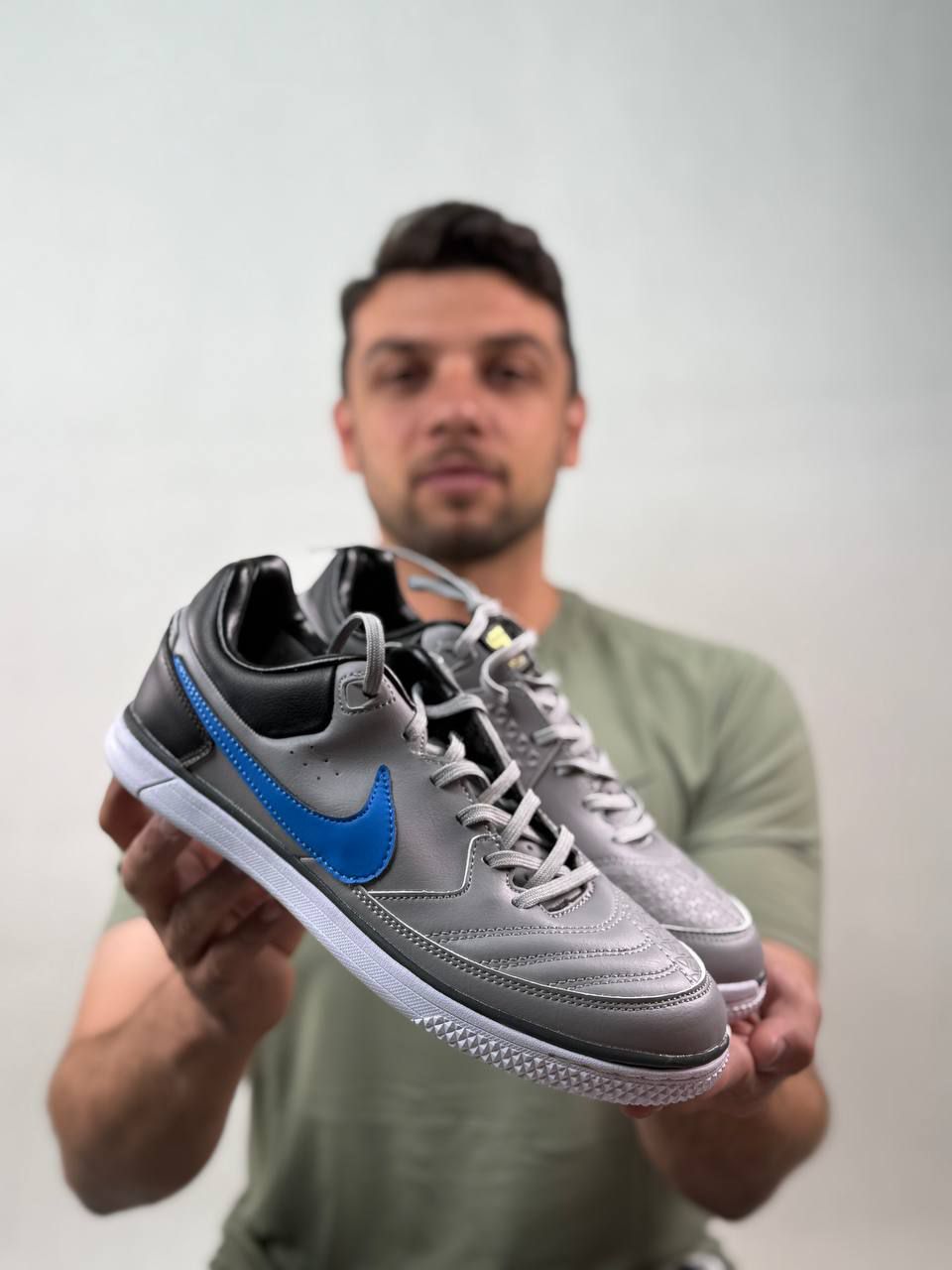 کفش دو منظوره (چمن مصنوعی و سالن)نایک گتوgato |مدل Nike Lunar Gato II  | ساخت ویتنام | سایزبندی 40 تا 45