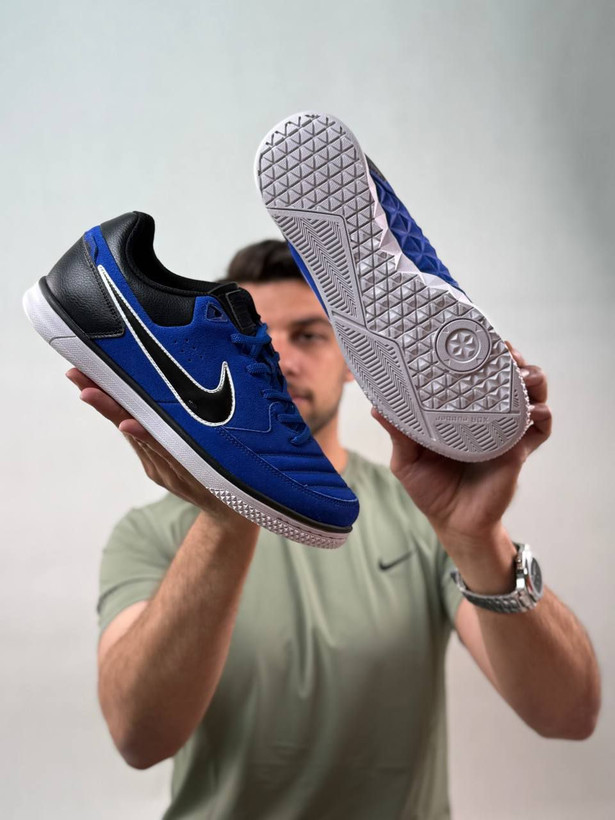 کفش دو منظوره (چمن مصنوعی و سالن)نایک گتوgato |مدل Nike Lunar Gato II | ساخت ویتنام | سایزبندی 40 تا 45