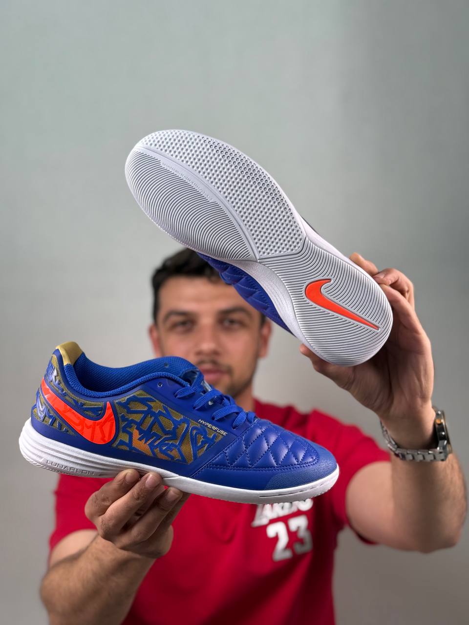 کفش کفش سالنی و چمن مصنوعی لونارگتو |مدل Nike Lunar Gato II  | ساخت ویتنام | سایزبندی 40 تا 45