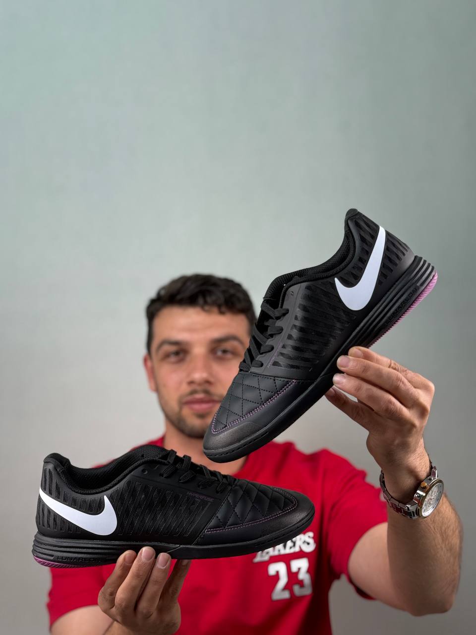 کفش سالنی و چمن مصنوعی لونارگتو |مدل Nike Lunar Gato II  | ساخت ویتنام | سایزبندی 40 تا 45