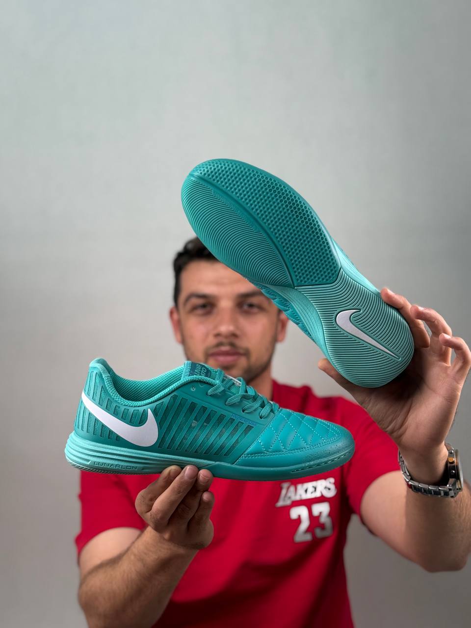 کفش سالنی و چمن مصنوعی لونارگتو |مدل Nike Lunar Gato II  | ساخت ویتنام | سایزبندی 40 تا 45