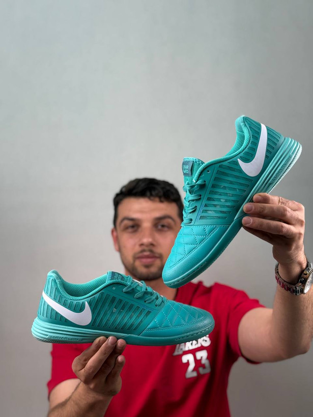 کفش سالنی و چمن مصنوعی لونارگتو |مدل Nike Lunar Gato II | ساخت ویتنام | سایزبندی 40 تا 45