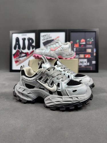 کفش بچگانه وارداتی