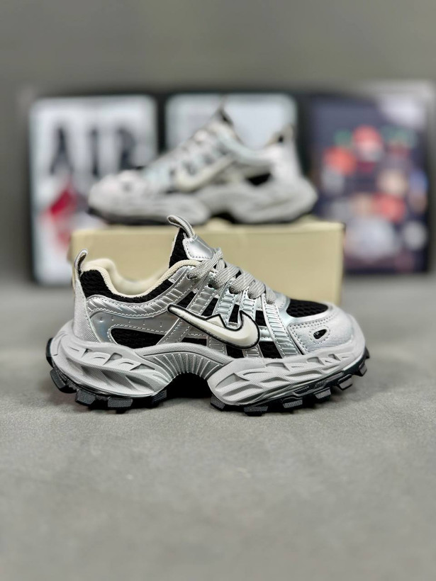 کفش بچگانه وارداتی