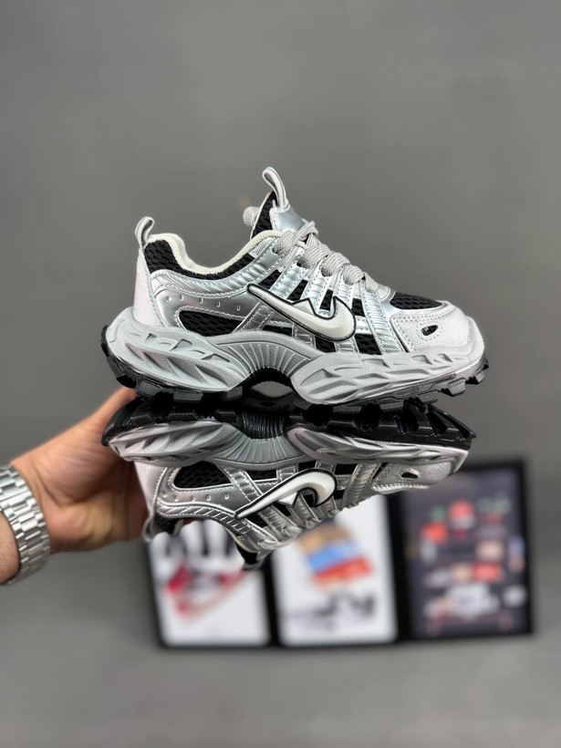 کفش بچگانه وارداتی