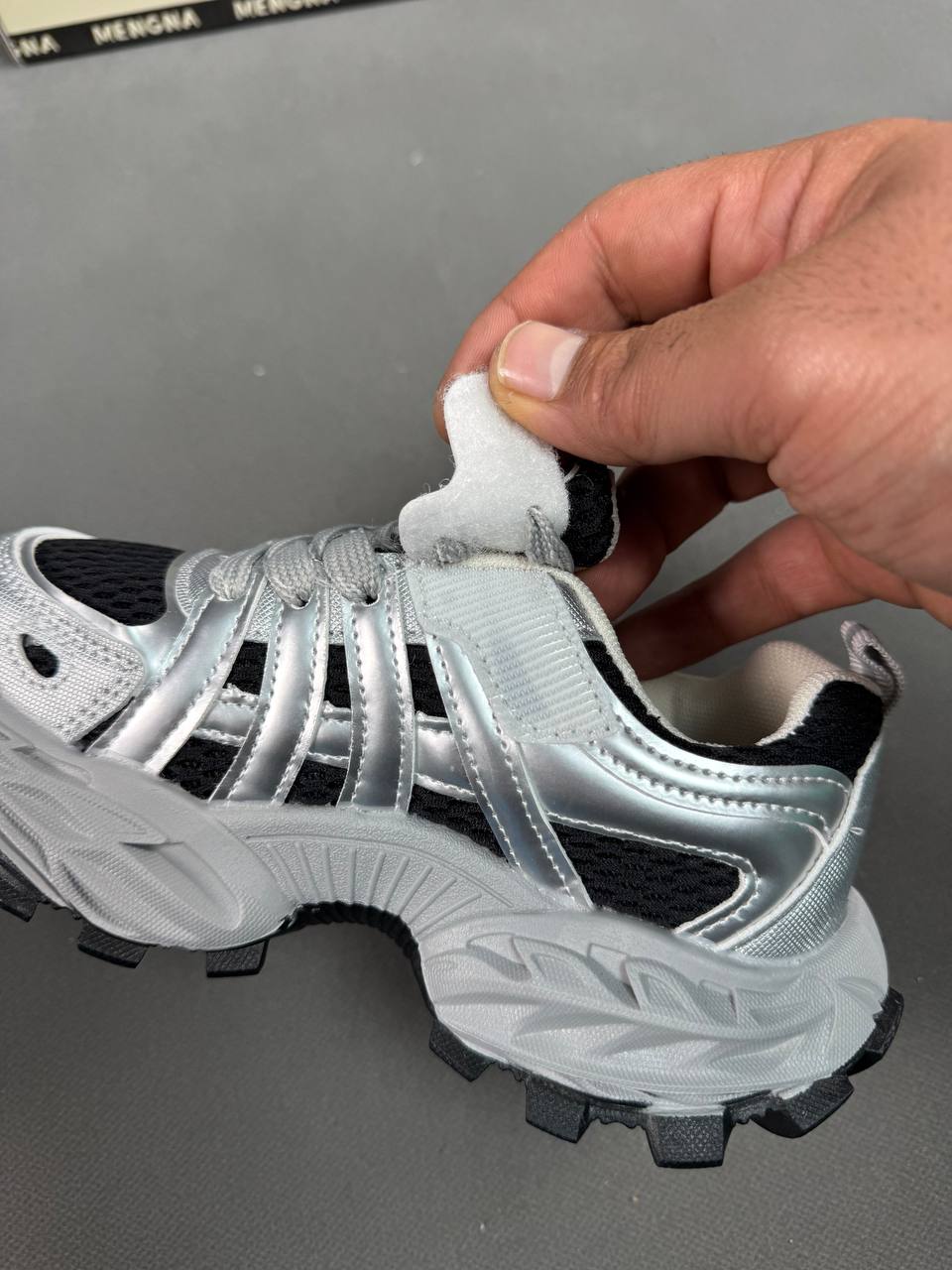 کفش بچگانه وارداتی