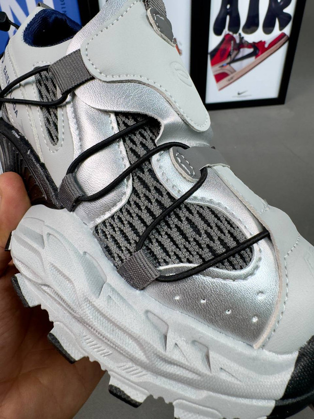 کفش بچگانه وارداتی