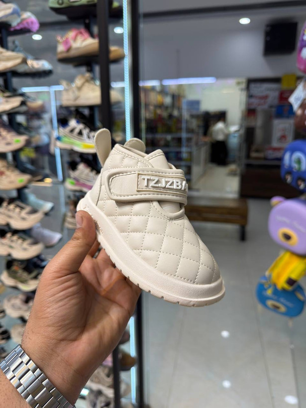 نیم بوت بچگانه