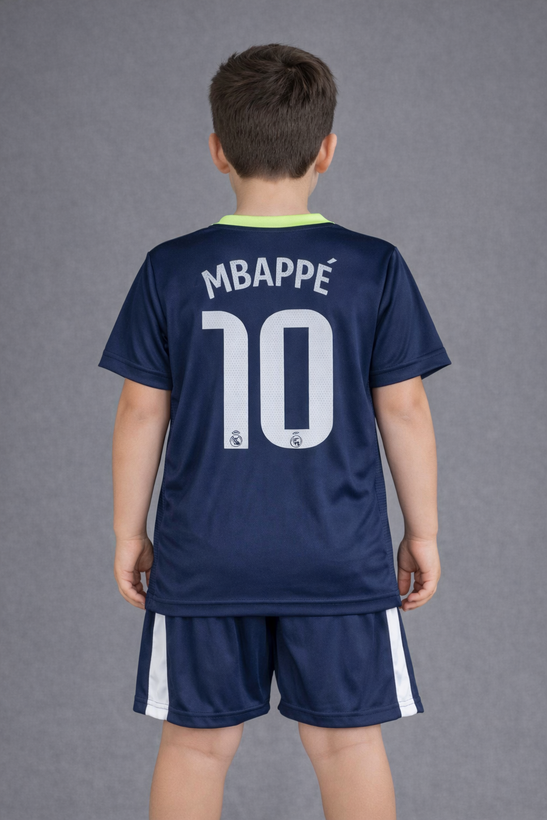 لباس فوتبال رئال مادرید 2025